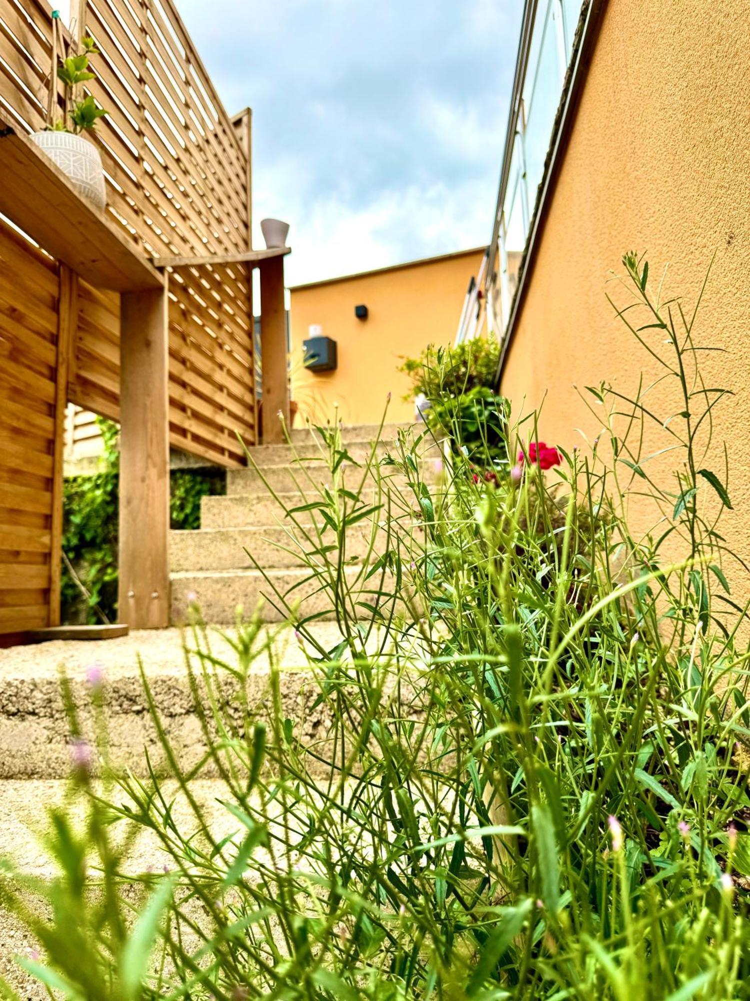 Duplex Vip Jacuzzi A 15Min De Disneyland Paris Et 1H De Paris Quincy-Voisins المظهر الخارجي الصورة
